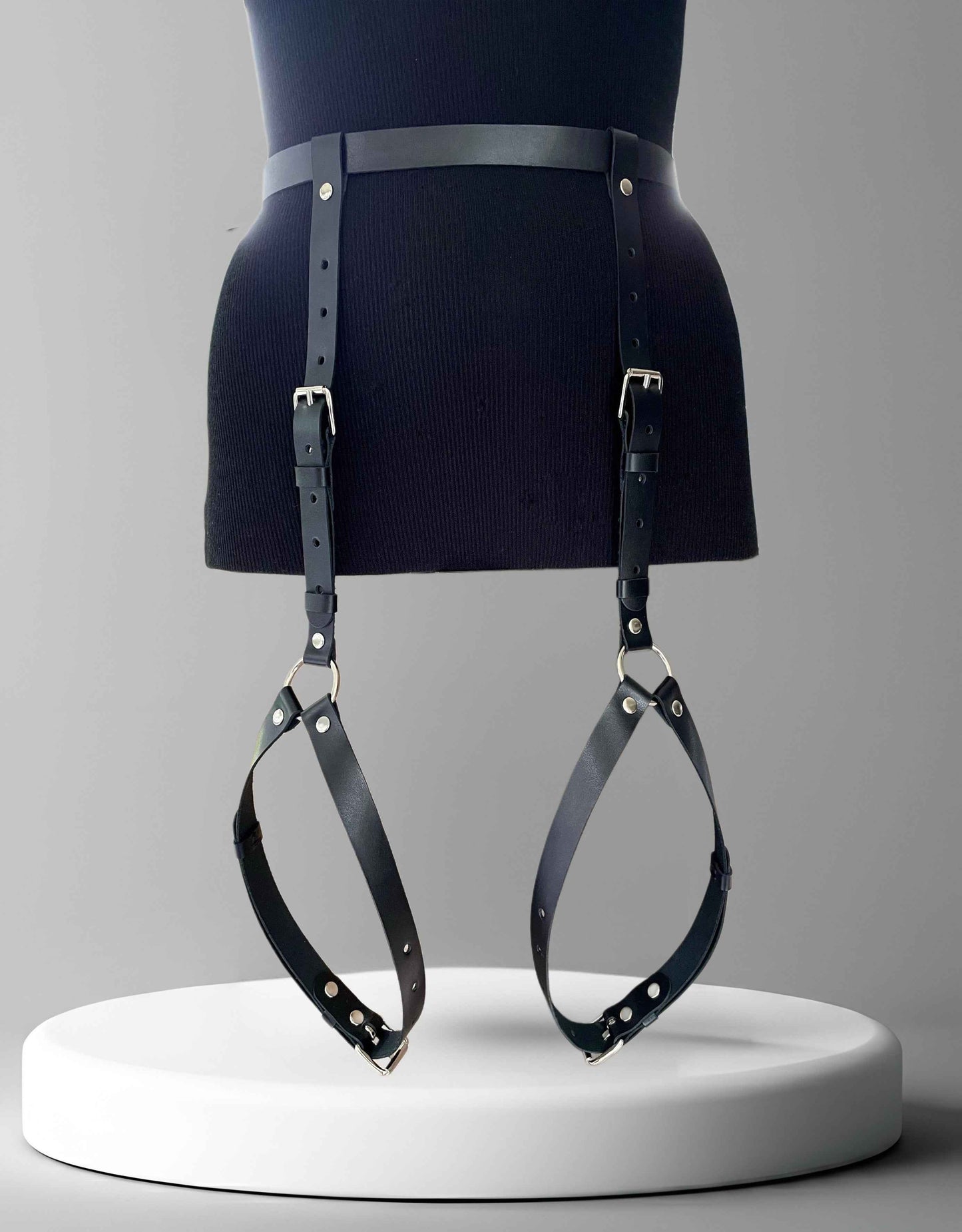 Kanella Leather Thea Single Leather Leg Garter Belt