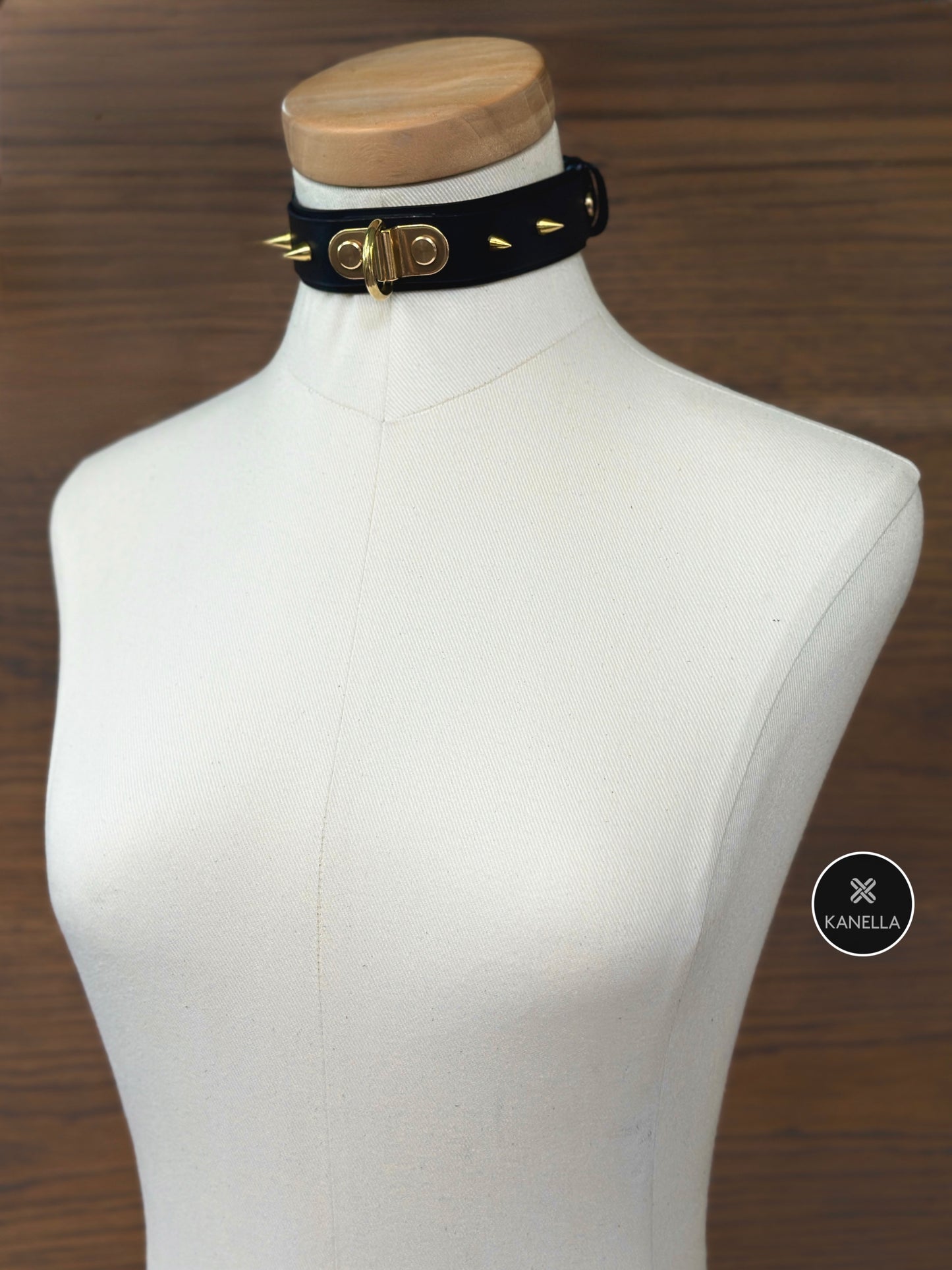 Venus Leather Choker - Kanella Leather