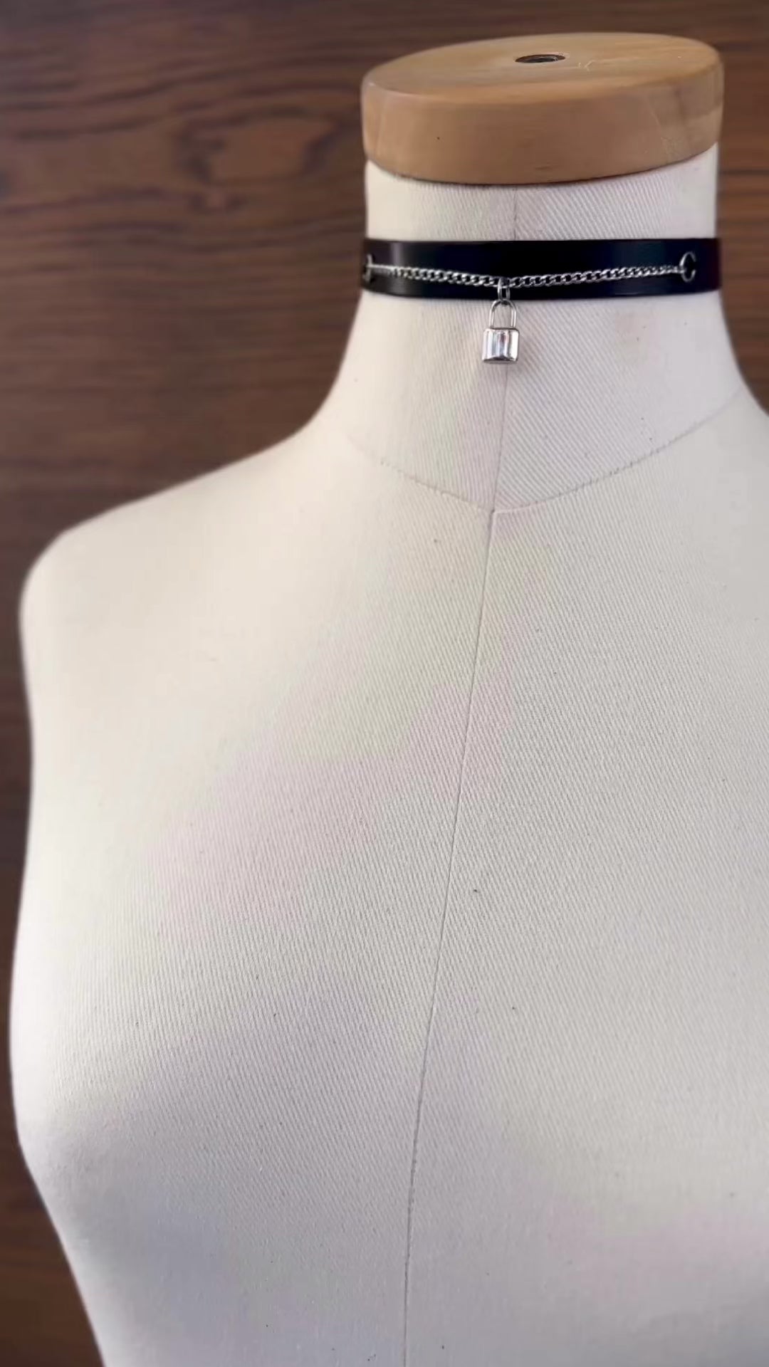 Agape Leather Choker - Kanella Leather